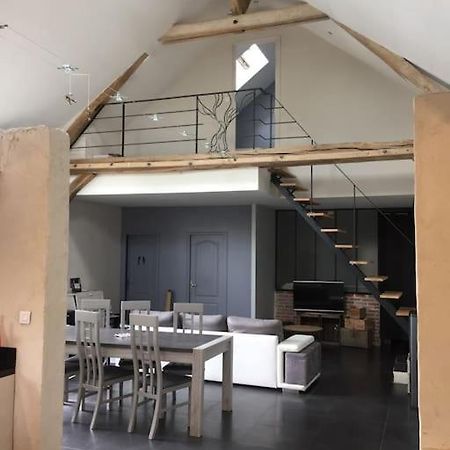 Le Breuil Villa Amboise Bagian luar foto